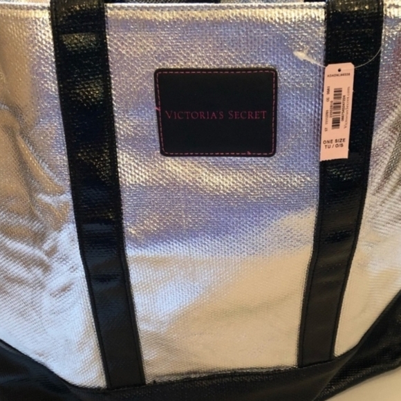 2 piece Victoria's Secret bundle.. tote/make up bag both New - Picture 8 of 8